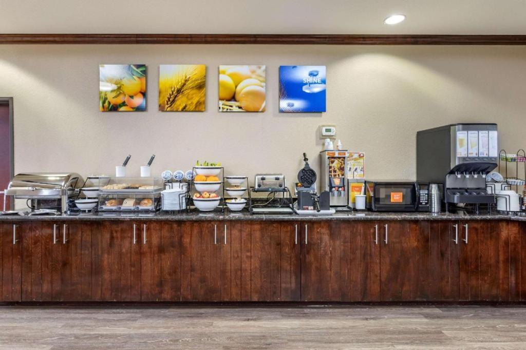 Comfort Inn & Suites Navasota Esterno foto