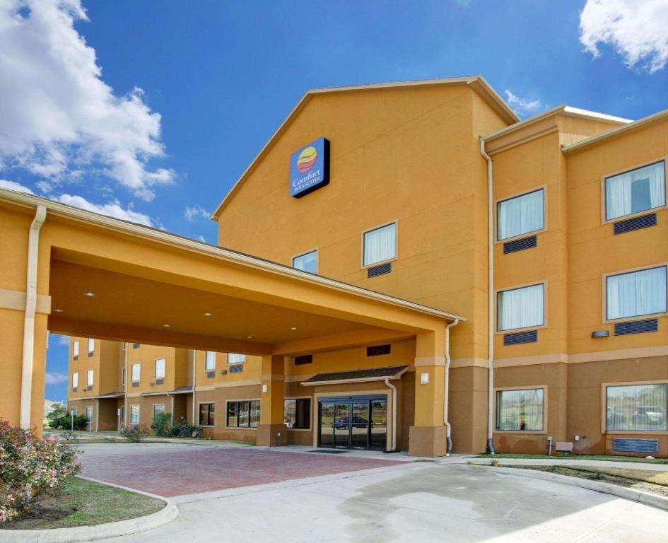 Comfort Inn & Suites Navasota Esterno foto