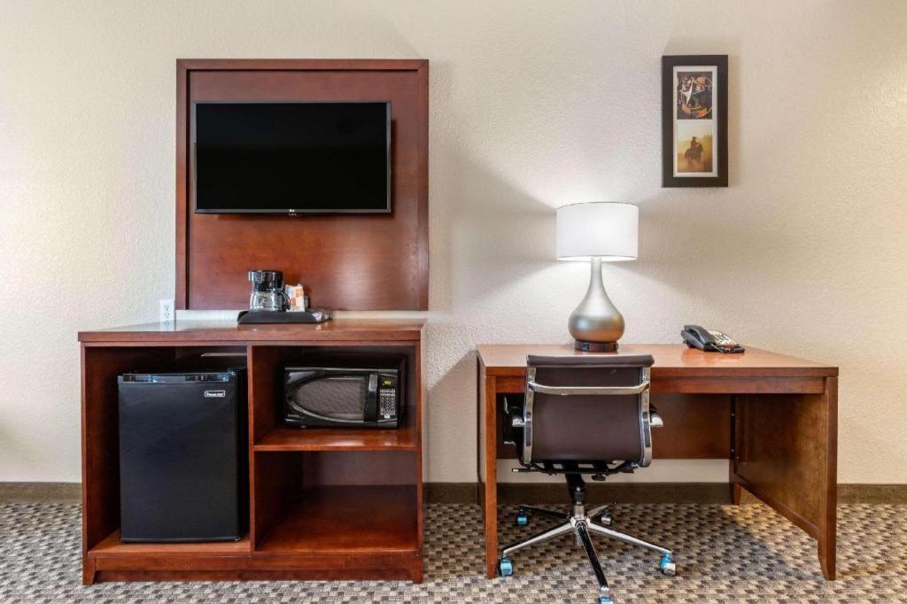 Comfort Inn & Suites Navasota Esterno foto