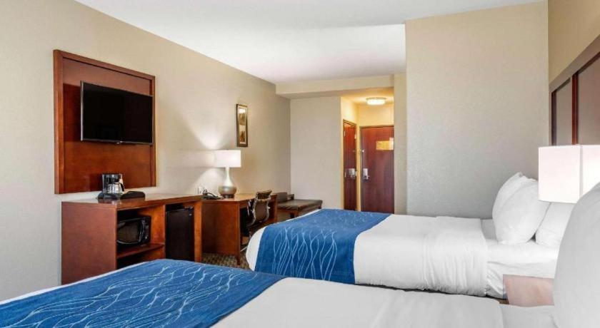 Comfort Inn & Suites Navasota Esterno foto